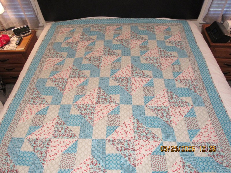 Handmade Patchwork Quilt, 100% cotton, bright pastel colors. gallery