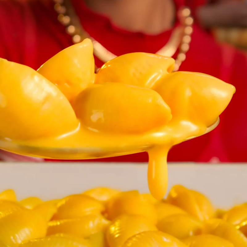 (2 PACK) Velveeta Shells and Cheese Mac and Cheese,8 Cups,for Easy Snacks 2.39oz gallery