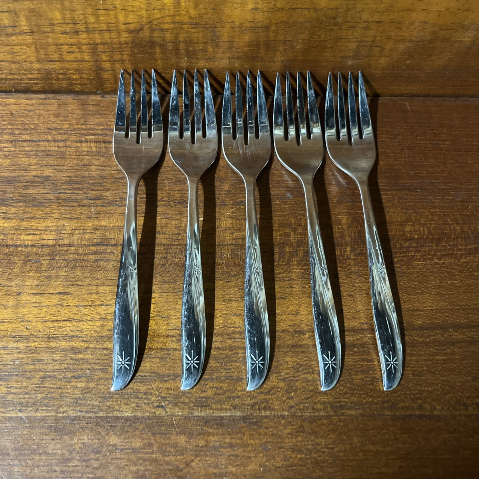 Oneida Community Stainless TWIN STAR Atomic Starburst 5 Salad Forks 6 1/4" MCM gallery