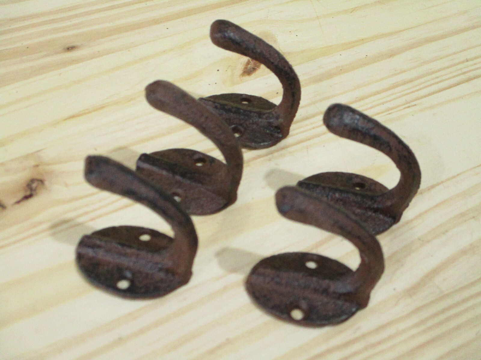 5 Small Rustic Coat Hooks Cast Iron Wall Mount Hat Hook Towel Dog Leash Key Cap gallery