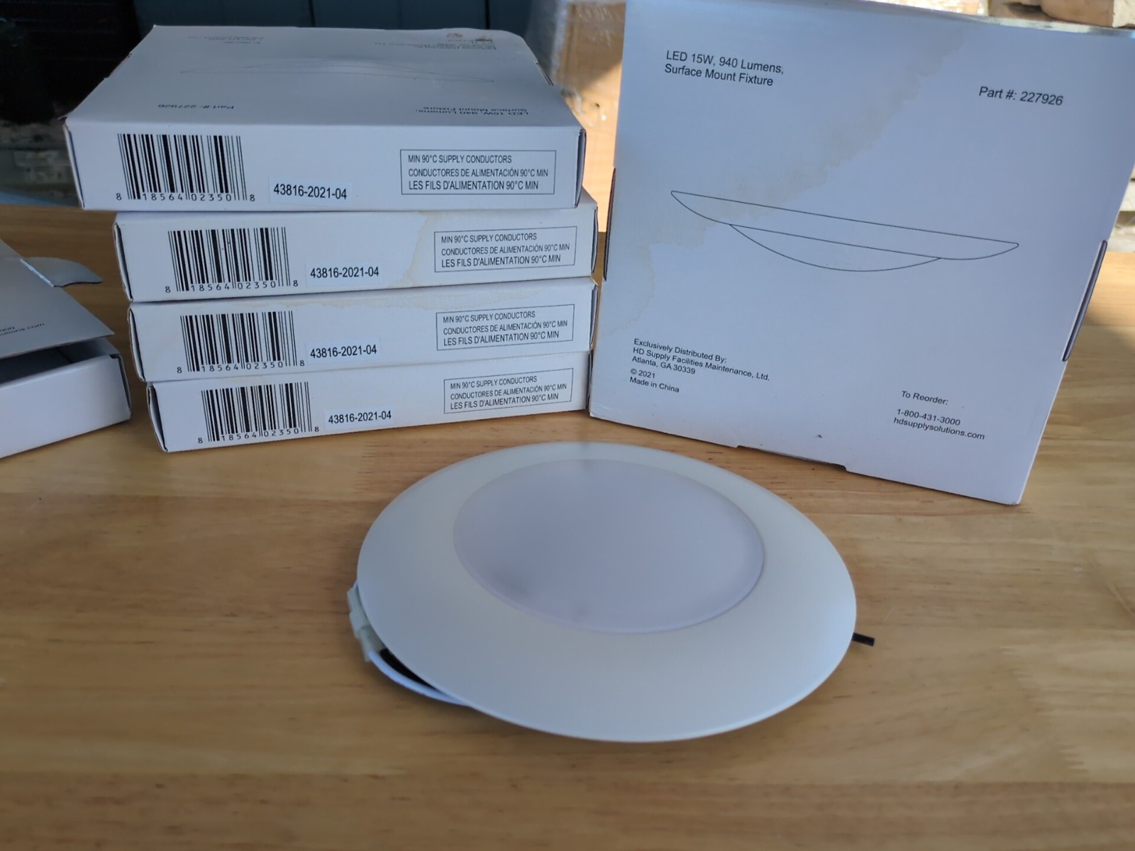 Intertek #227926 LED 15w Surface Mount Fixture 940 Lumen White Trim 7" New Qty-1 gallery