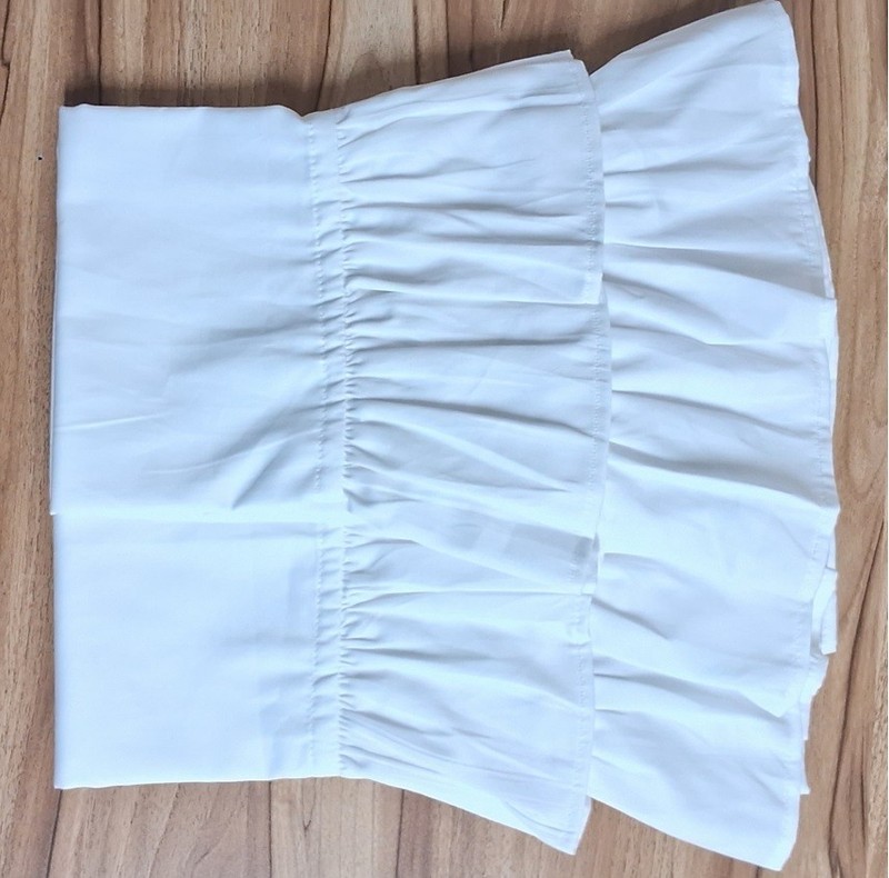 4 Piece Ruffled Sheet Set, Solid White 650 TC Egyptian Cotton, Pocket up to 26" gallery