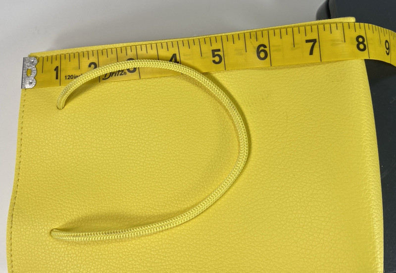 BED BATH & BEYOND Small Reusable TOTE BAG Yellow Polyvinyl Chloride 7.5/8x5.5/8 gallery