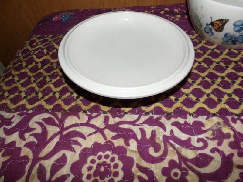 Lenox Butterfly Meadow Covered Casserole Dish 6 1/2 " Bowl Blue Flowers gallery