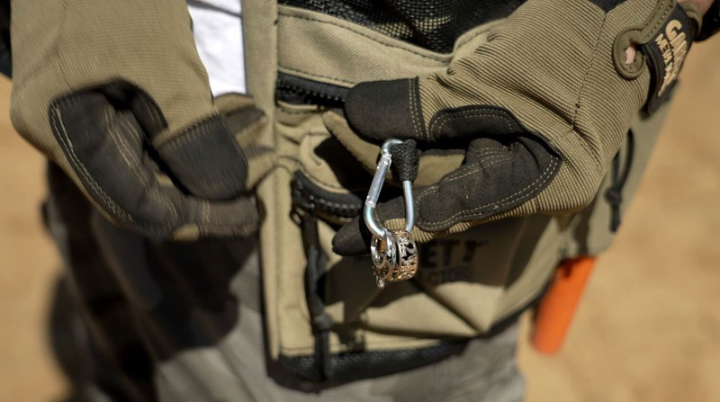 Garrett All Terrain Dig Pouch gallery