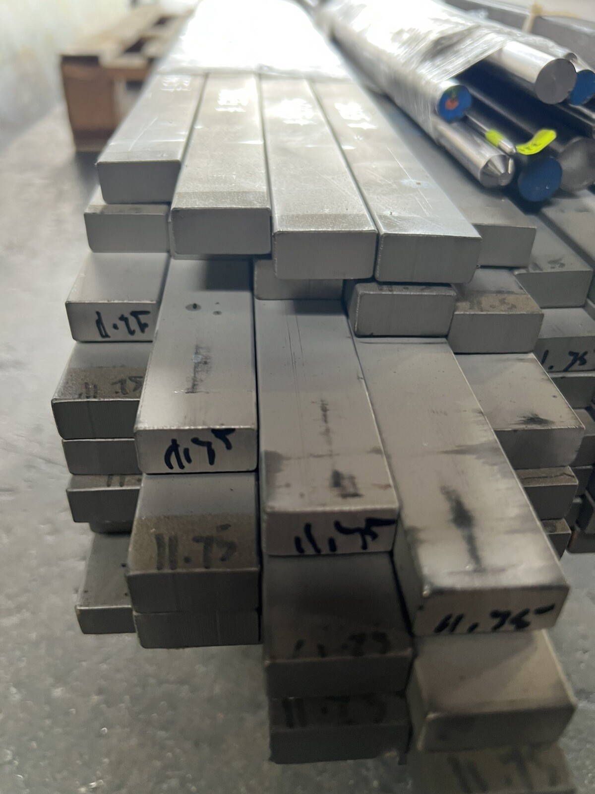 .500" x 1" Inch Flat Titanium Round Bar 1 to 8" Long 6Al4V Mill Stock gallery