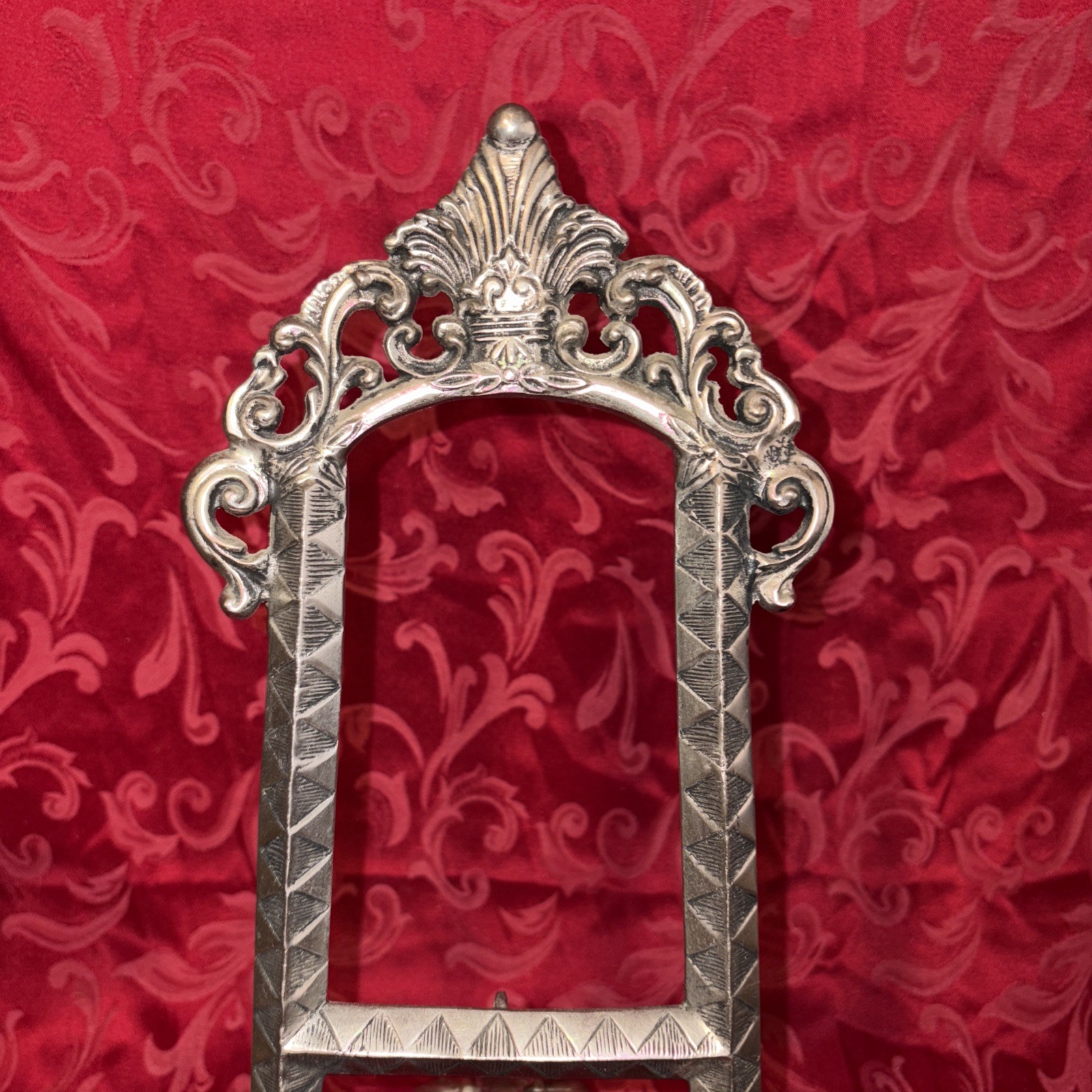 Vintage Silver Tone Easel Large Tabletop Art Portrait Picture - Heavy 22.5” gallery