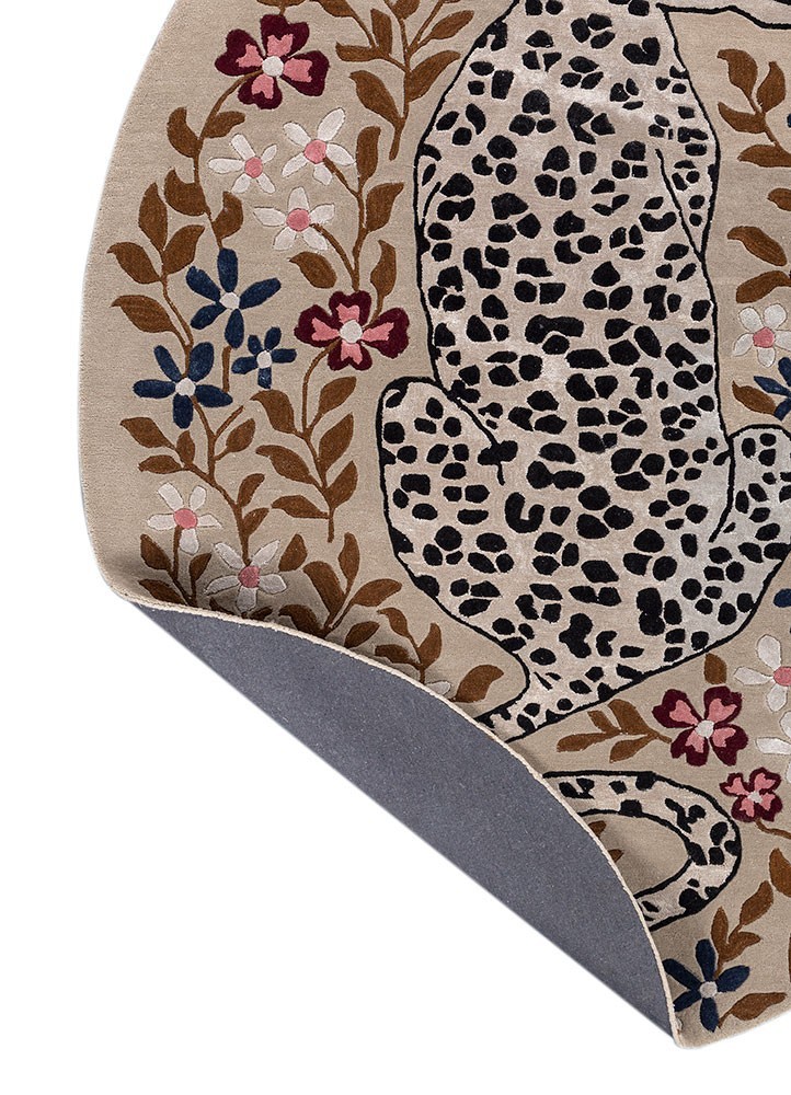 Hand tufted gallery