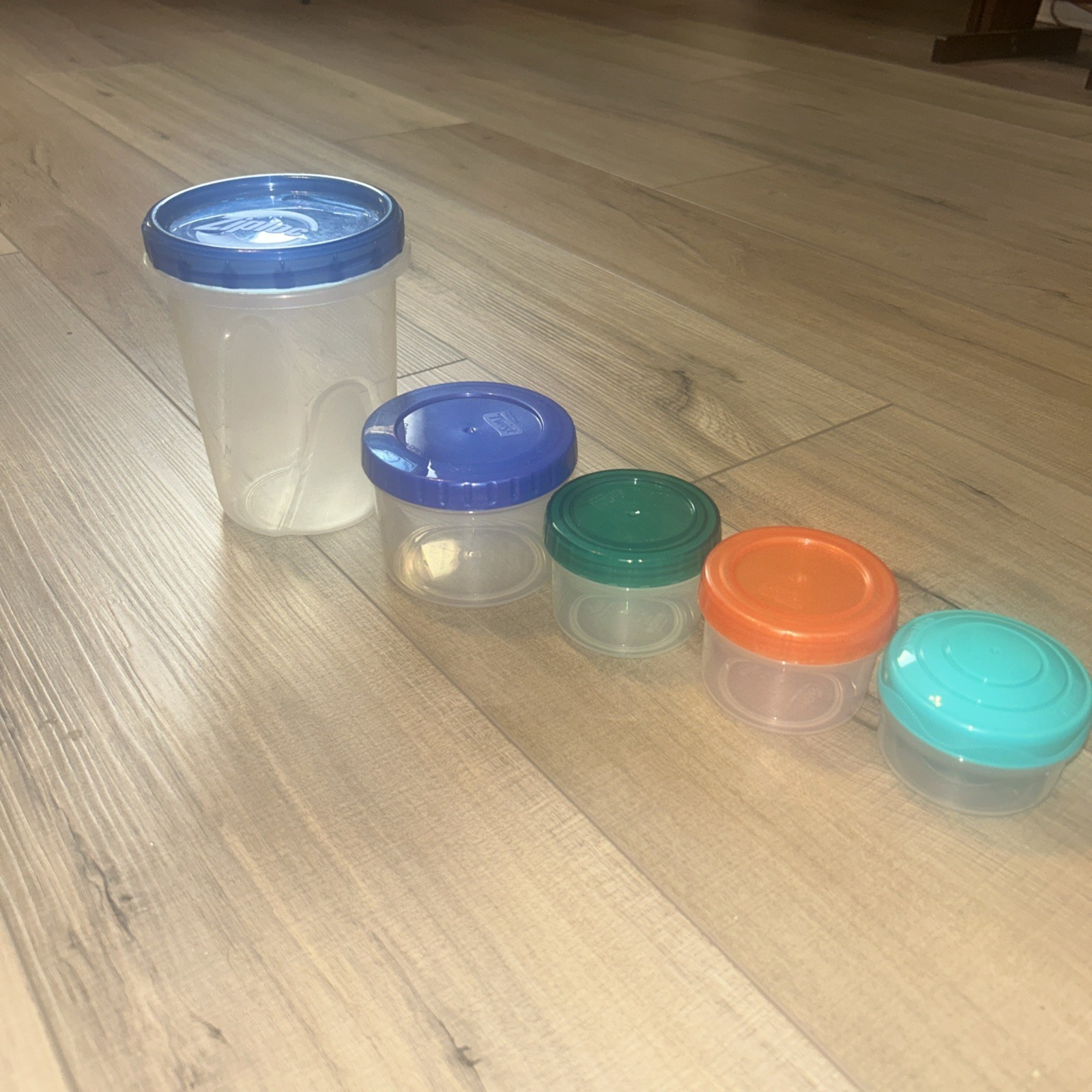 Lock & Lock Twist Lid 5 Pieces Storage Set Nesting Containers Various Brands gallery
