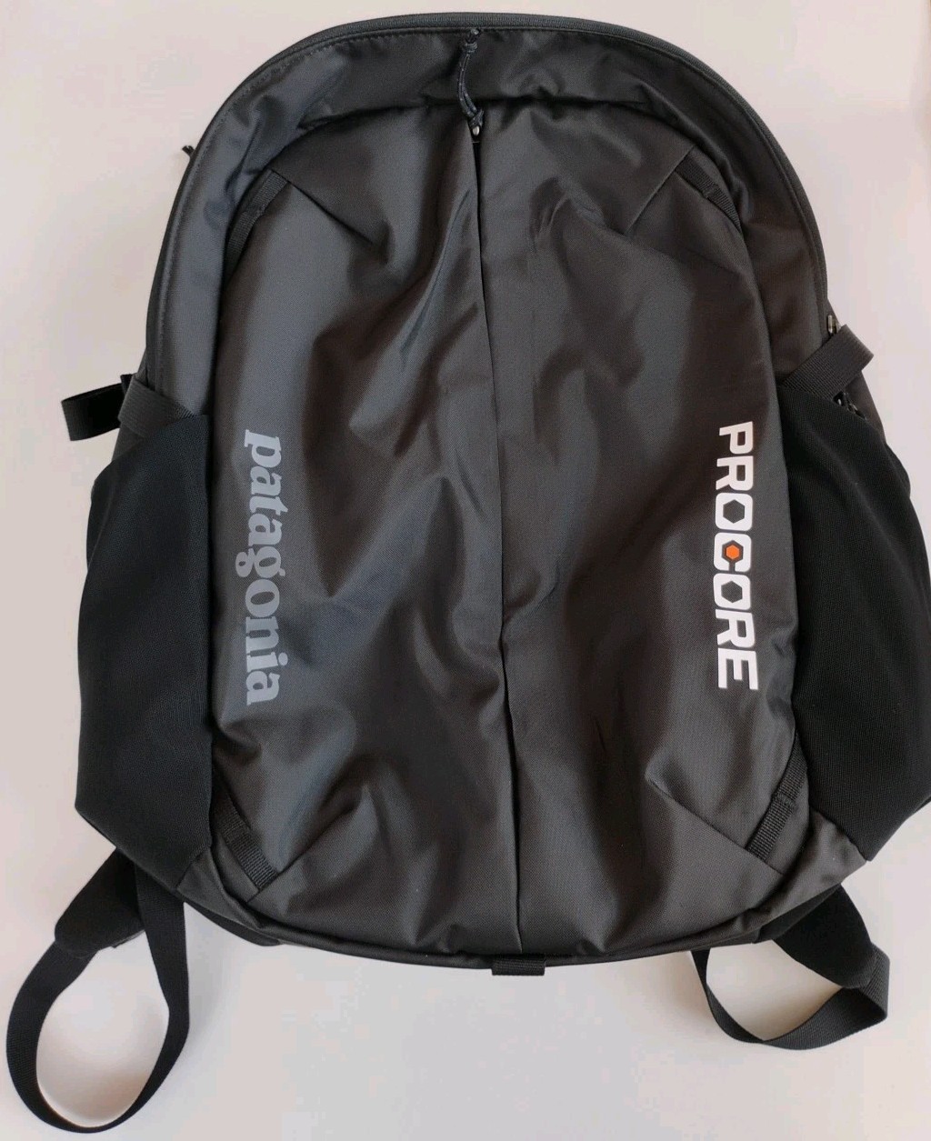 NWOT Patagonia Procore Refugio Daypack Backpack 26L Black
