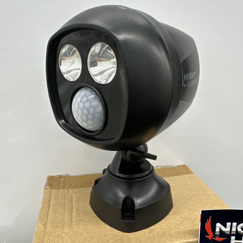 NIGHT HAWK WIRELESS MOTION-ACTIVATED LED SPOTLIGHT (NEW) gallery