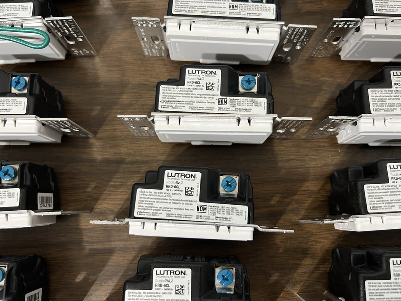 Lutron RRD-6CL RadioRA 2 Dimmer Switch – White ( PRICE FOR 1 UNIT ) WORKING gallery