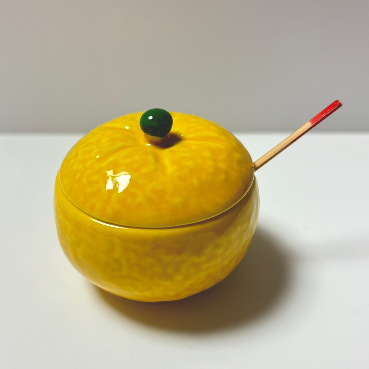 YUZU-shaped Condiment Container w/spoon Pottery ARITA-ware Ceramic Japan gallery