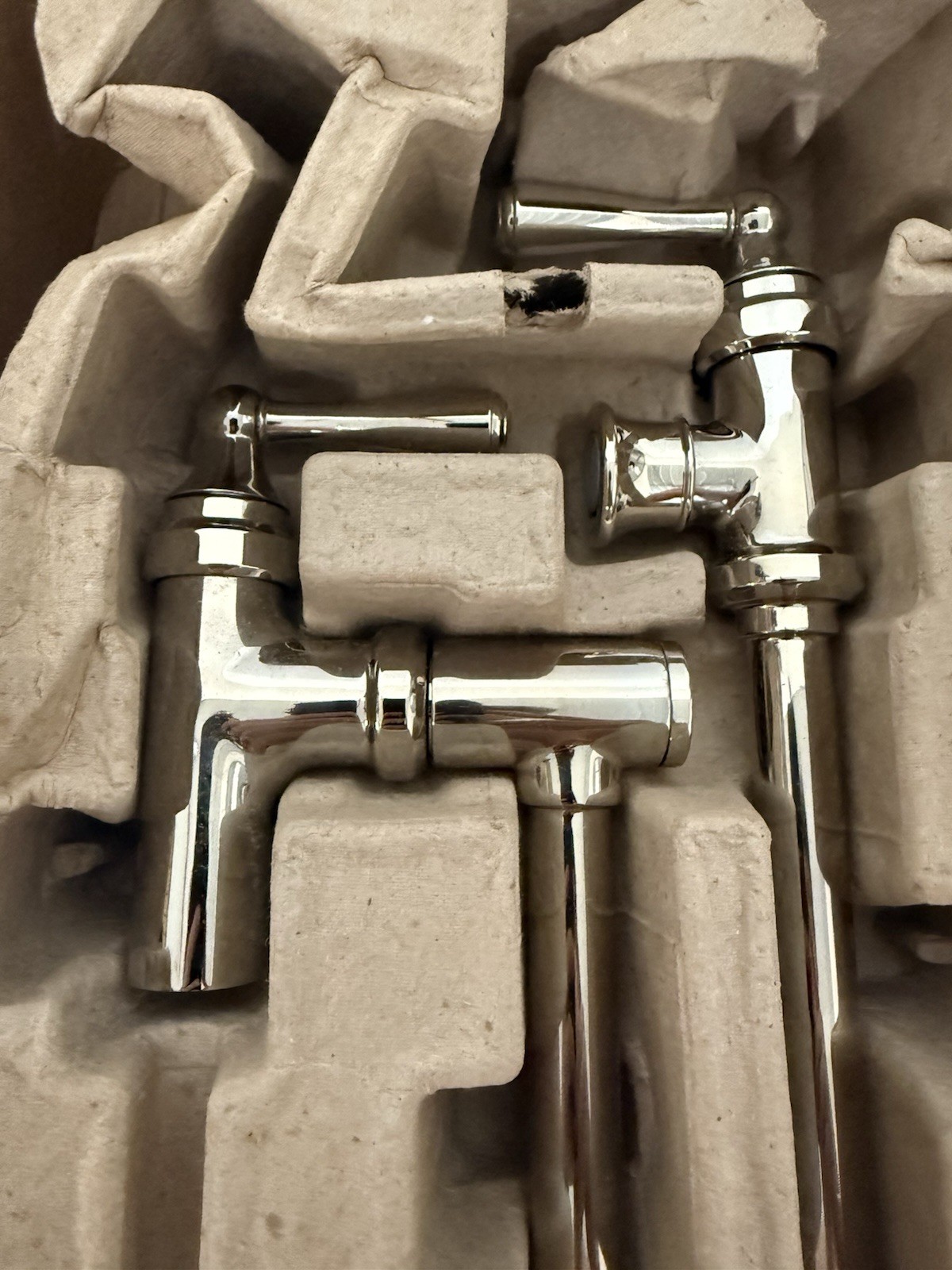 Moen S664NL Swing Arm Kitchen Faucet gallery
