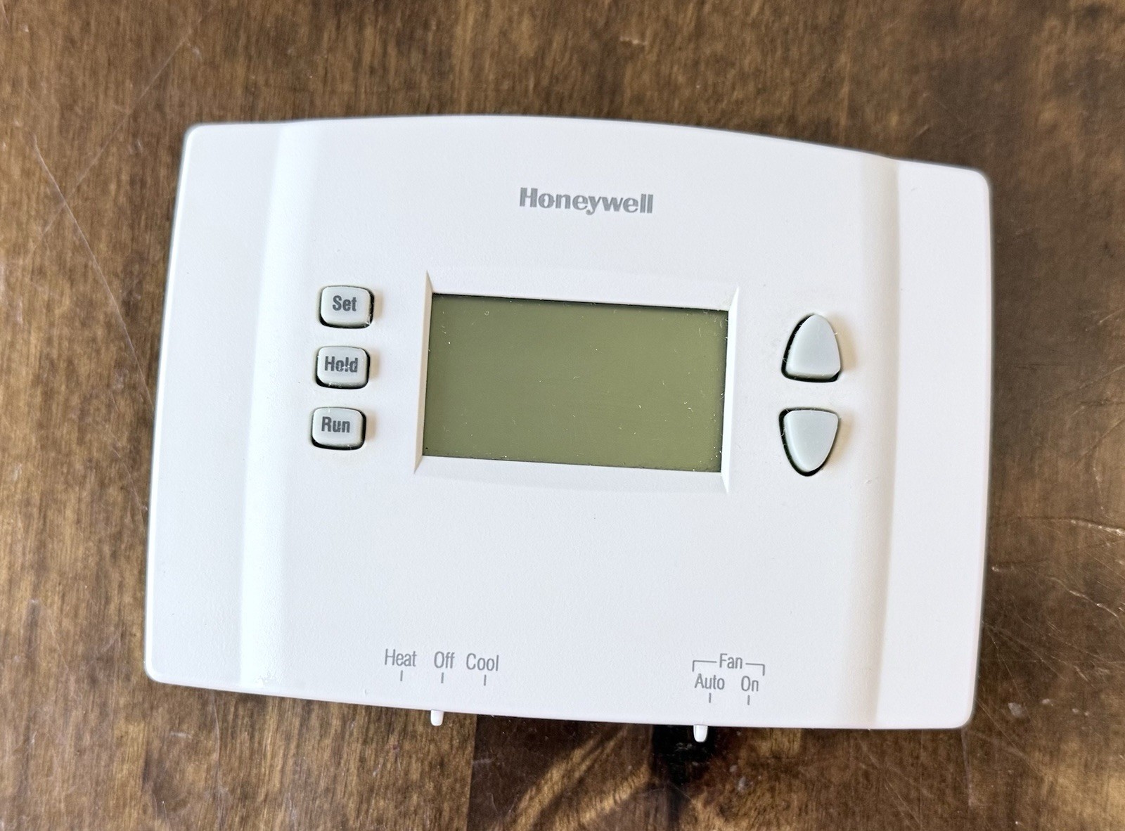 Honeywell RTH221B1021 1 Week Programmable Thermostat gallery