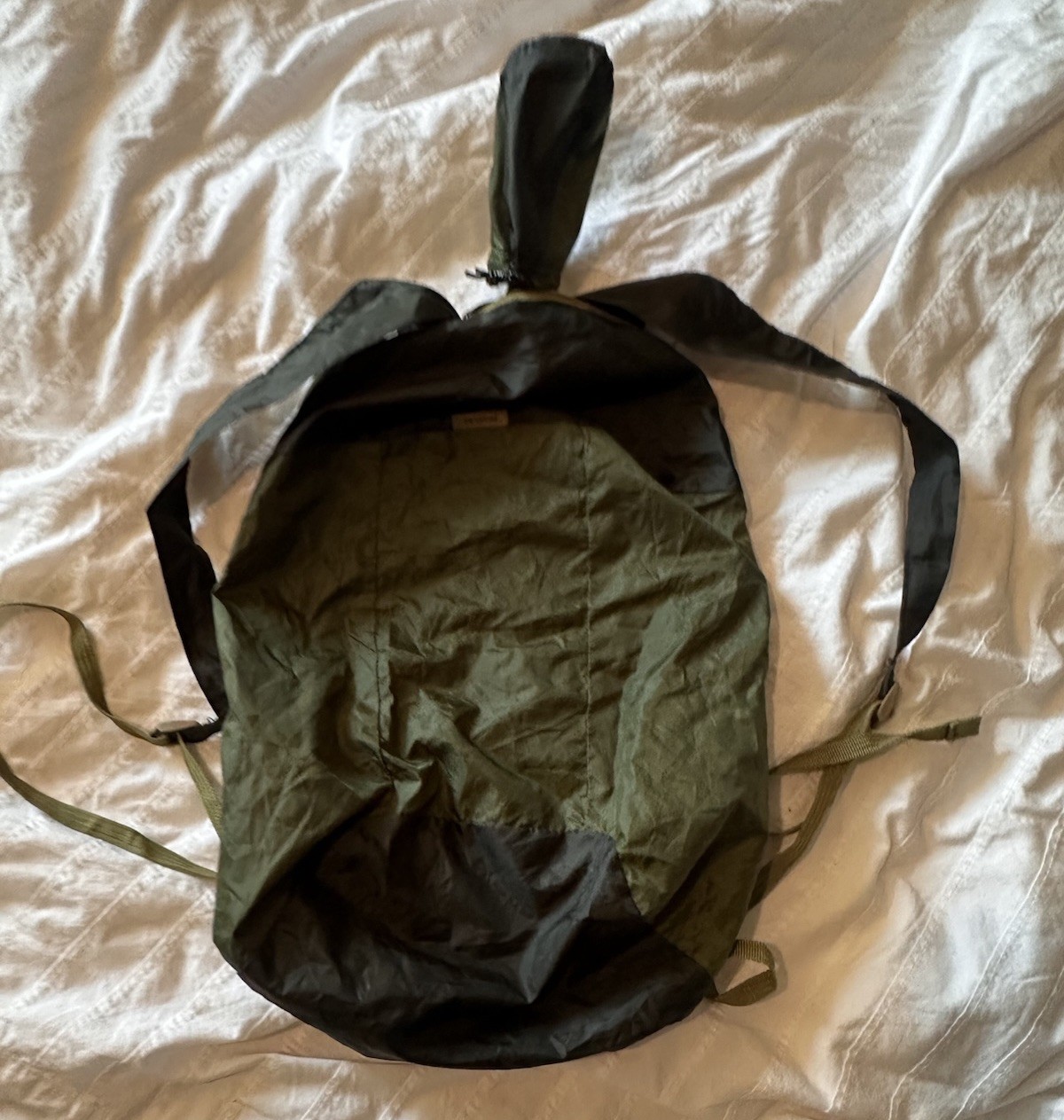 Quechua 10L Ultra Compact Forclaz Back Pack Green Rucksack 3