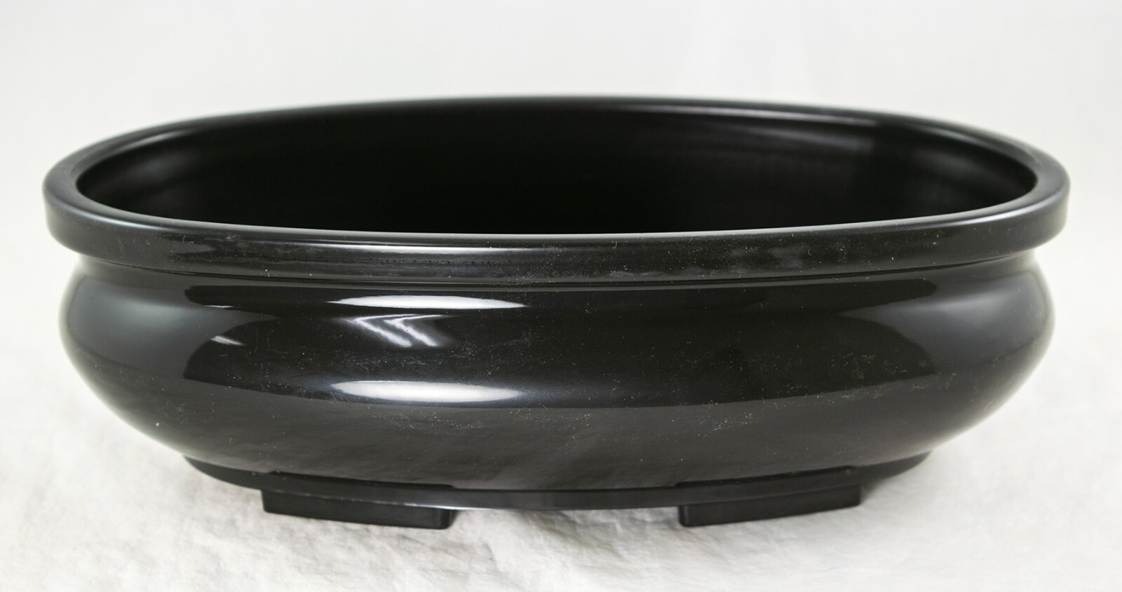 Oval Plastic Heavy Duty Bonsai, Succulent Pot 9"x 5"x 2.75" - Black w/ Mesh gallery