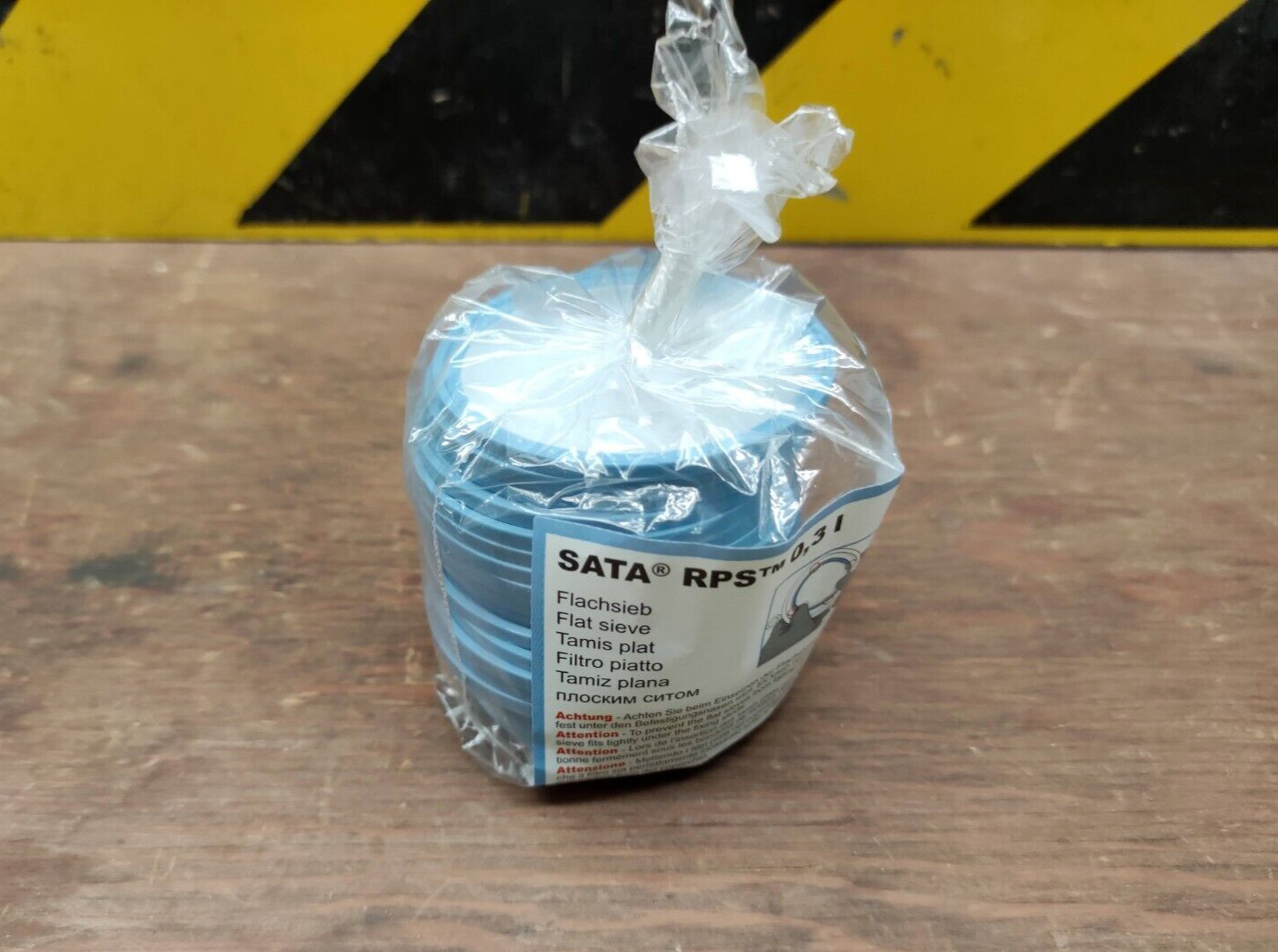 Sata RPS .3 Cups 125 micron Flat Sieve Paint Gun Cup Filters (0,3l) Qty 20 gallery