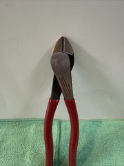 Klein Tools D228-8 Diagonal Cutting Pliers High-Leverage 8-Inch Pliers