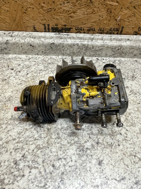 OEM Vintage McCulloch Chainsaw Engine, Untested, Unknown Model, Spins Freely gallery