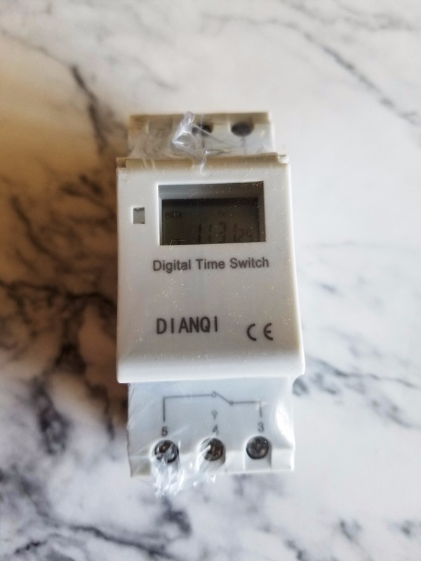 DC12V 16A Digital LCD DIN Programmable Weekly Rail Timer Time Relay Switch gallery