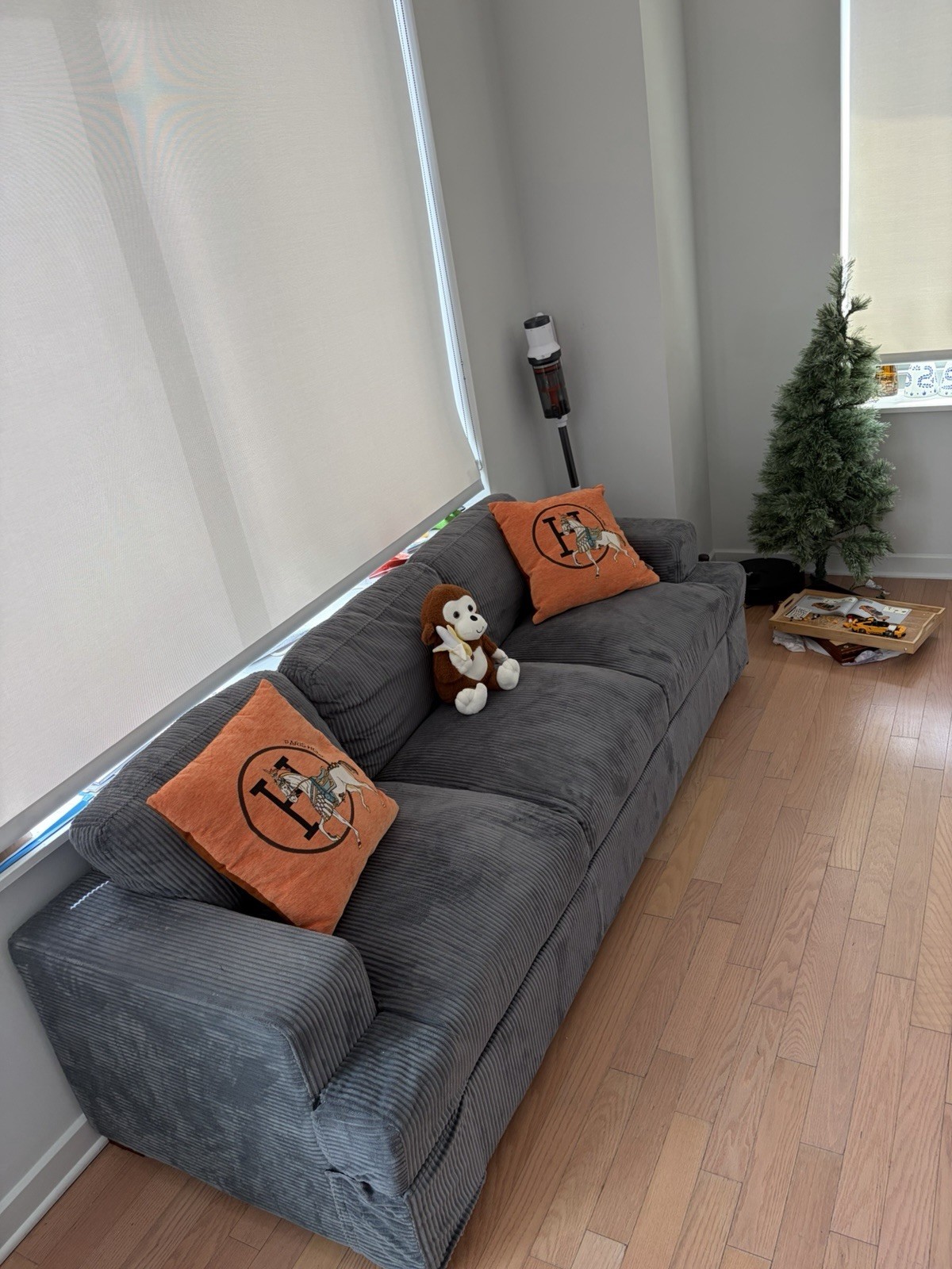 Modern Cream Grey Couch / Sofa gallery