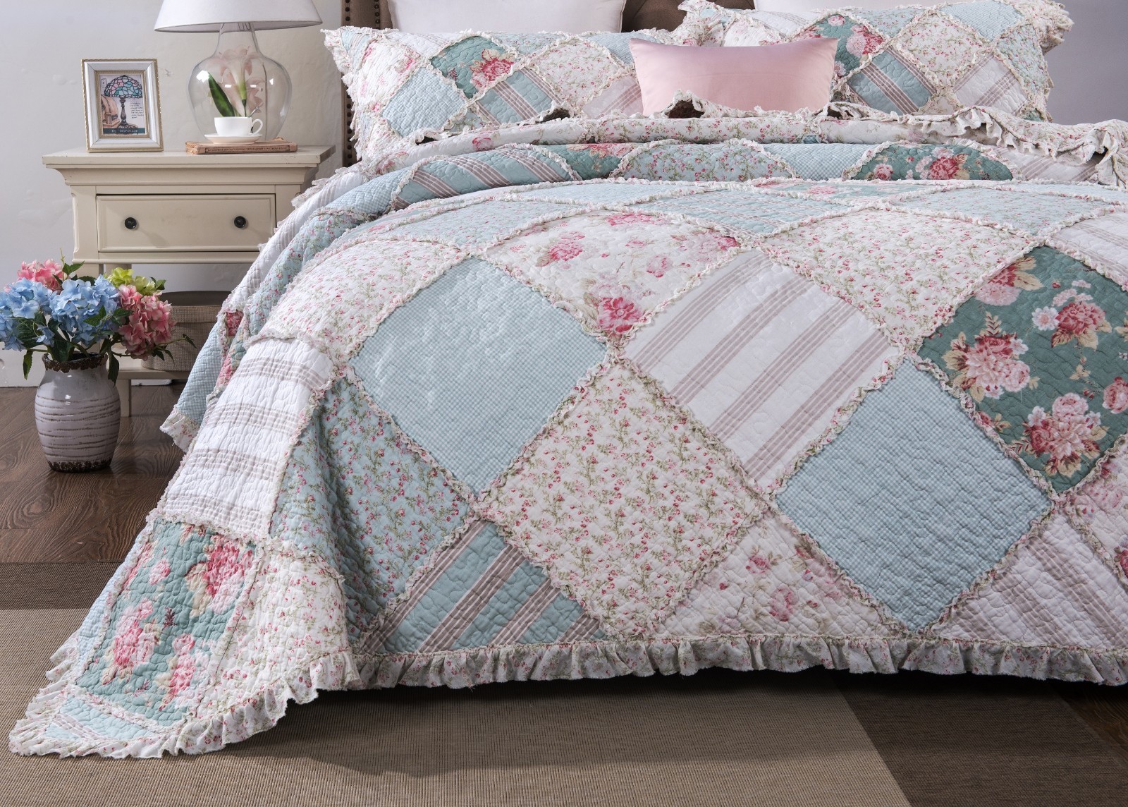 DaDa Bedding Cottage Mint Floral Pastel Cotton Patchwork Bedspread Quilt Set gallery