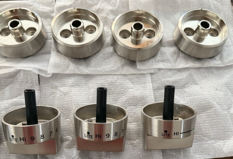 CAFÉ Front Control Gas Knobs (CGU366P3T2D1) & Handles - Brushed Stainless gallery
