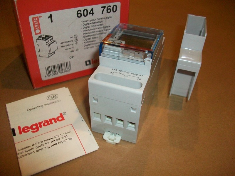 Legrand Digital Time Switch 604760 7 Day 120vac Supply 16amp contact 56 gallery