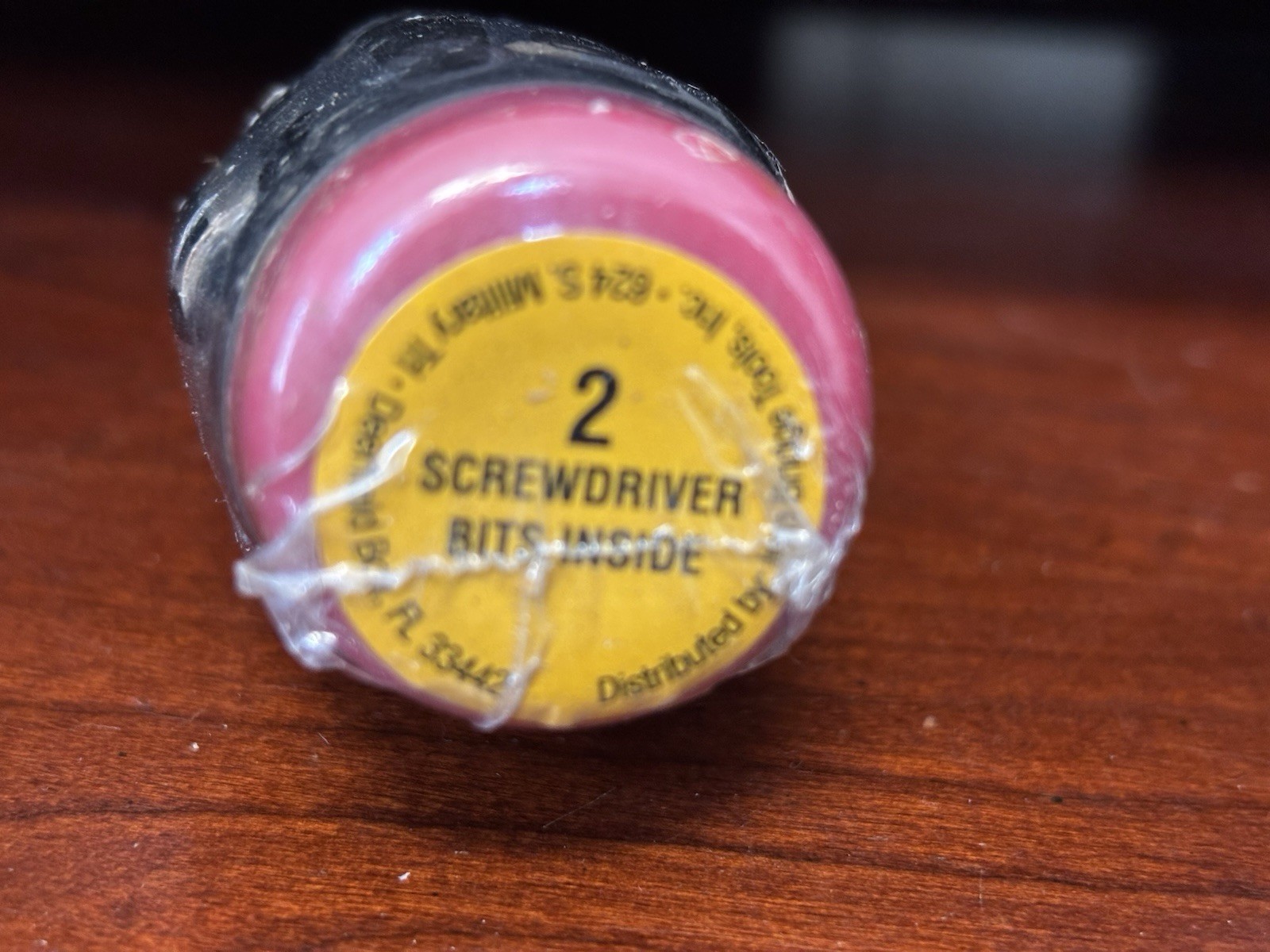 Stubby Ratcheting SD 376342 Screwdriver with Bits- gallery