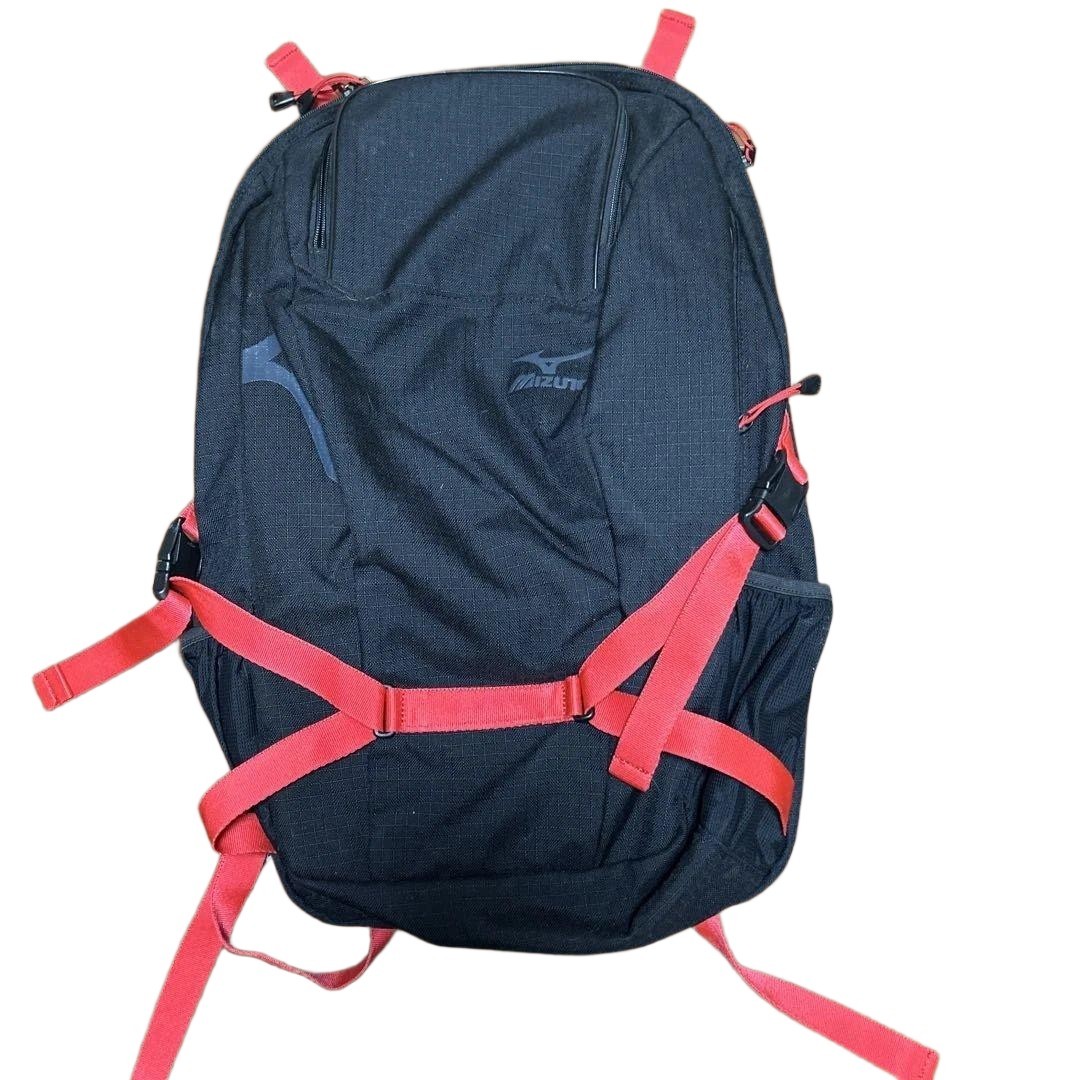 Mizuno Black/Red Mesh Backpack Adjustable Straps Used 21.3in