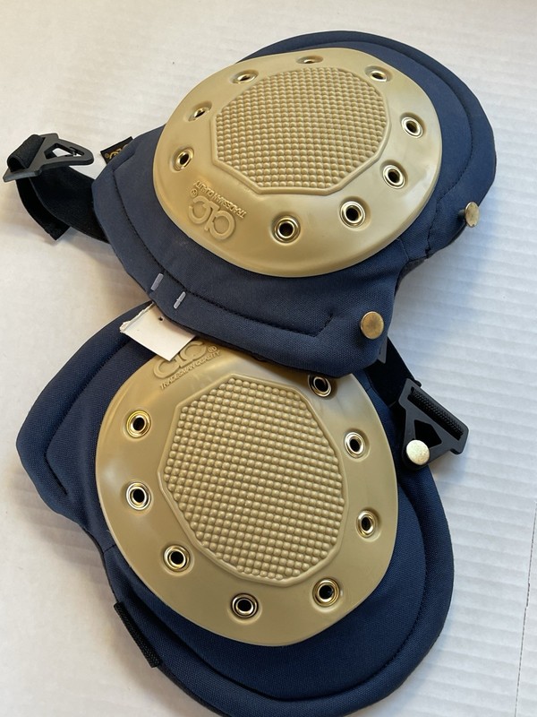 CLC Tradesman Quality Hardshell Knee Pads Blue/Beige/Black Pair (2) gallery