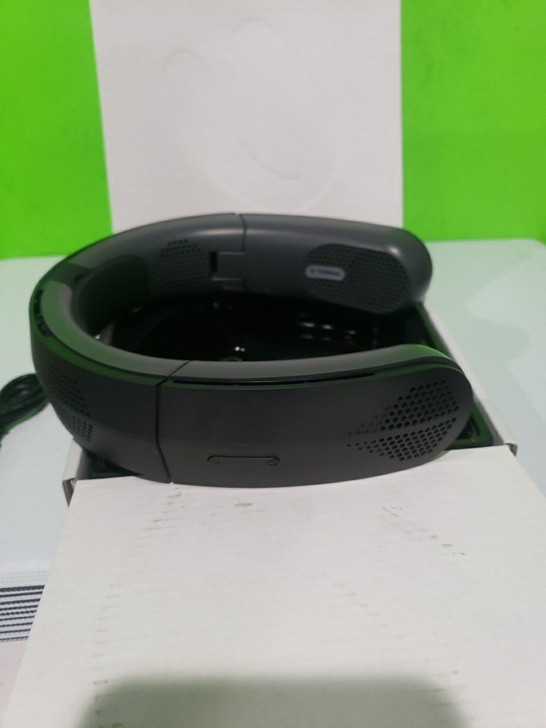 TORRAS - COOLiTE Portable Foldable Neck Fan - Space Black Open Box gallery