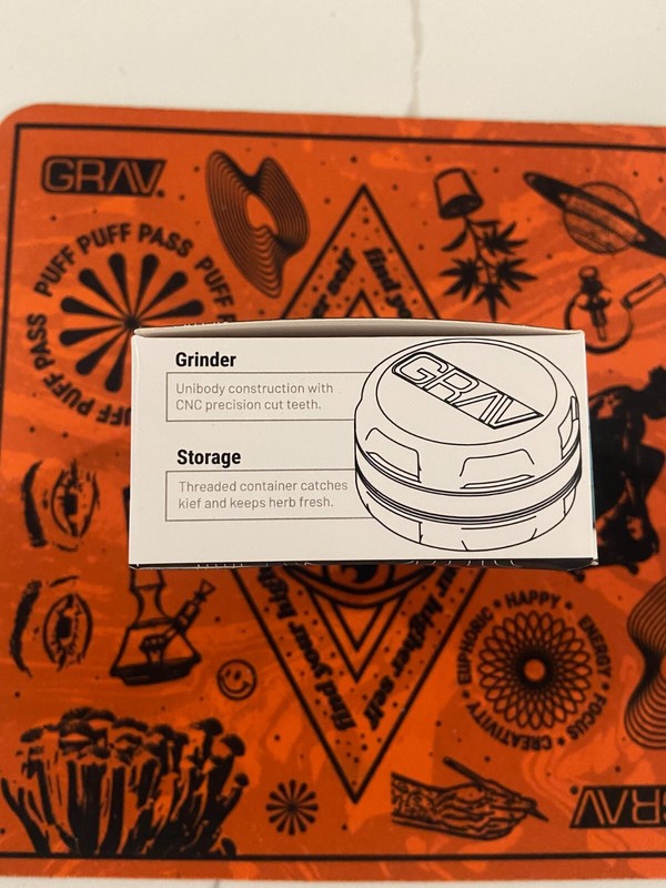 GRAV 3 Piece Grinder - (MULTIPLE COLORS) *SHIPS ASAP* gallery