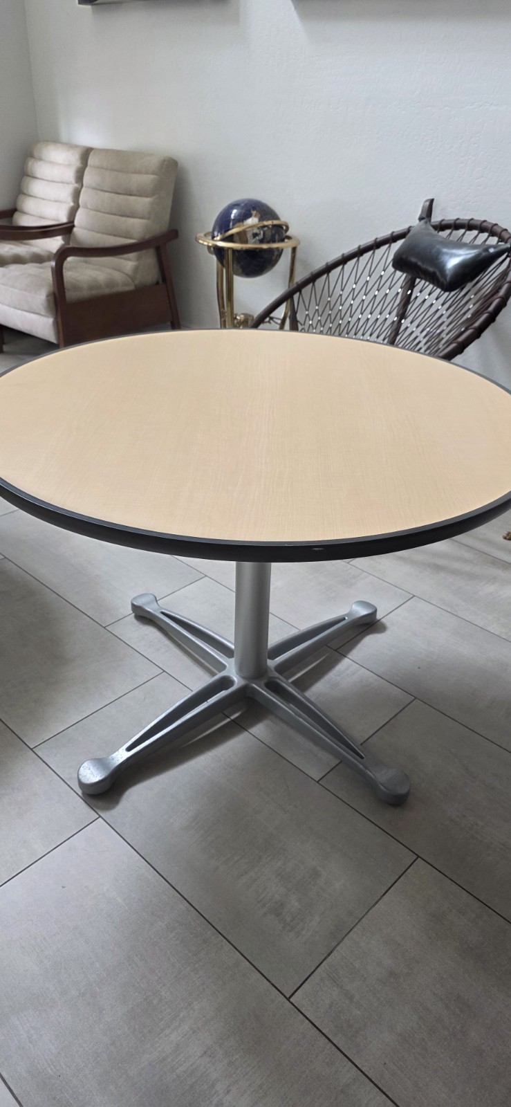 Knoll Round Wooden Table gallery