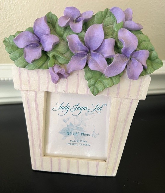 Decoration 3-D Photo Frame Lady Jayne Purple Flower Pot 3"/3" New gallery