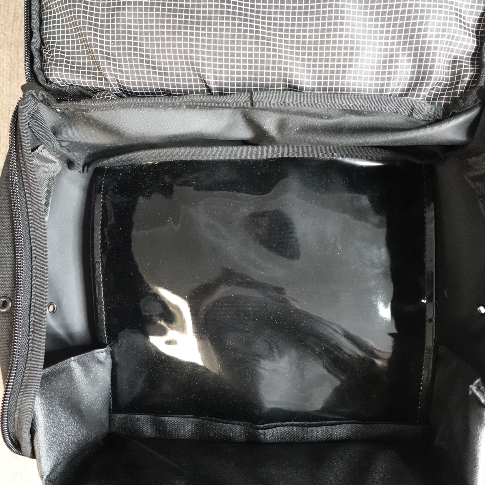 Shrine Backpack Black Red Solid Sneaker Compartment Travel 2