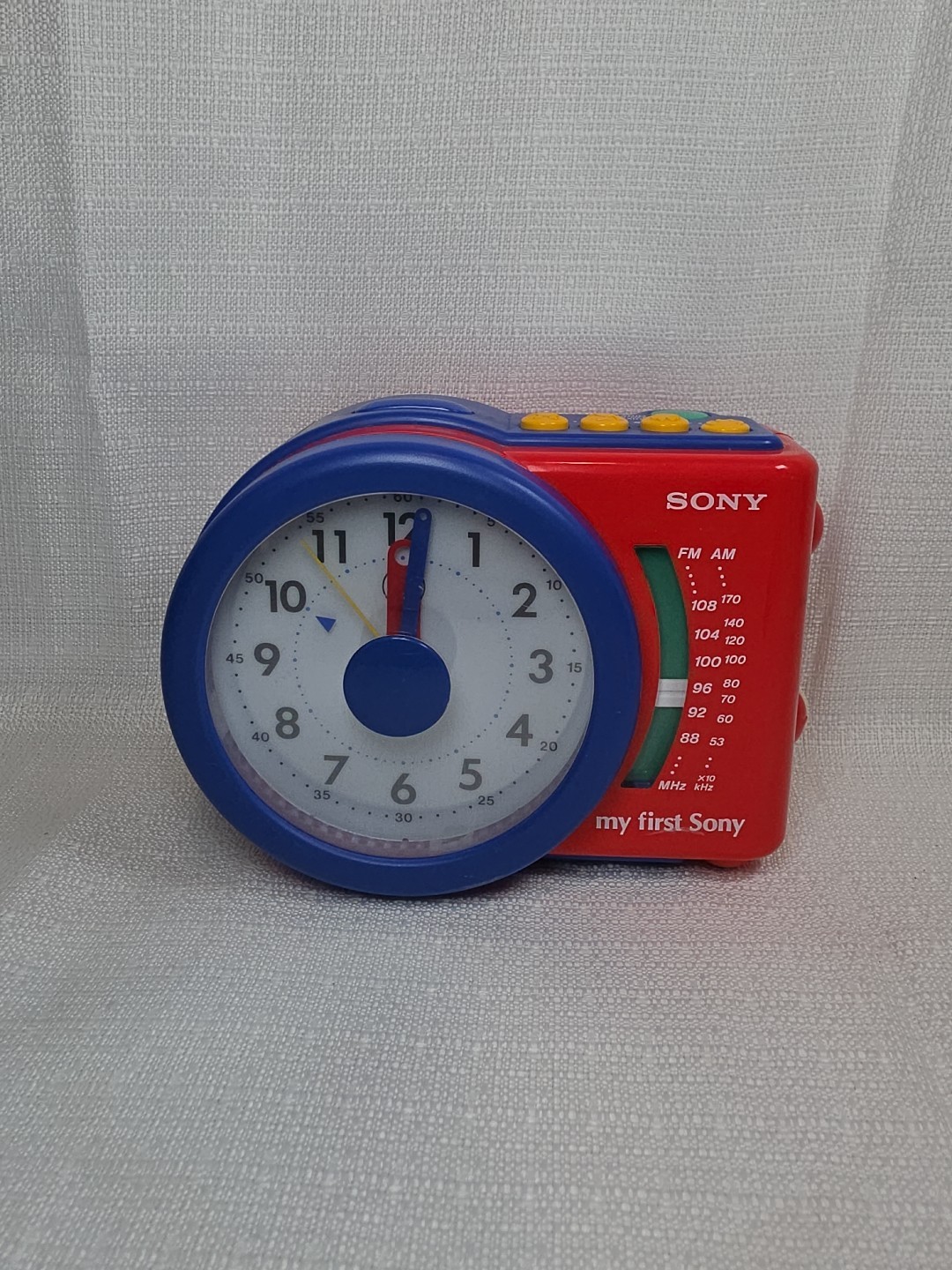 Sony My First Sony Alarm Clock Am/Fm Radio. ICF-A6500. Read gallery