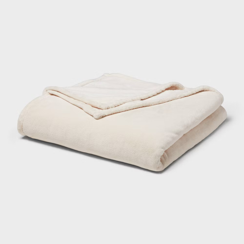Ultra Plush Blanket - Threshold gallery