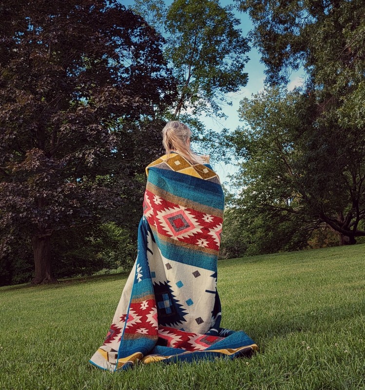 Extra Large - REVERSIBLE ALPACA Wool Blanket Andean Pattern 75x90 in gallery