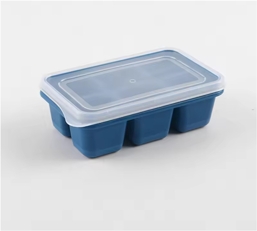 🧊 Silicone Ice Cube Tray – 6 Grid Reusable Mold with Lid gallery