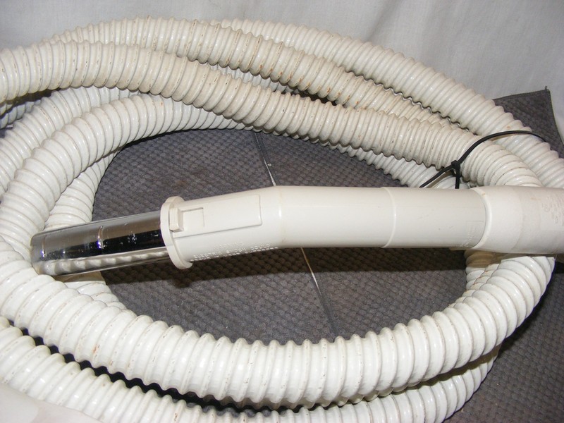 ELECTROLUX CENTRAL VACUUM SYSTEM GENUINE REPLACEMENT 30 FOOT HOSE**FREE SHIP gallery
