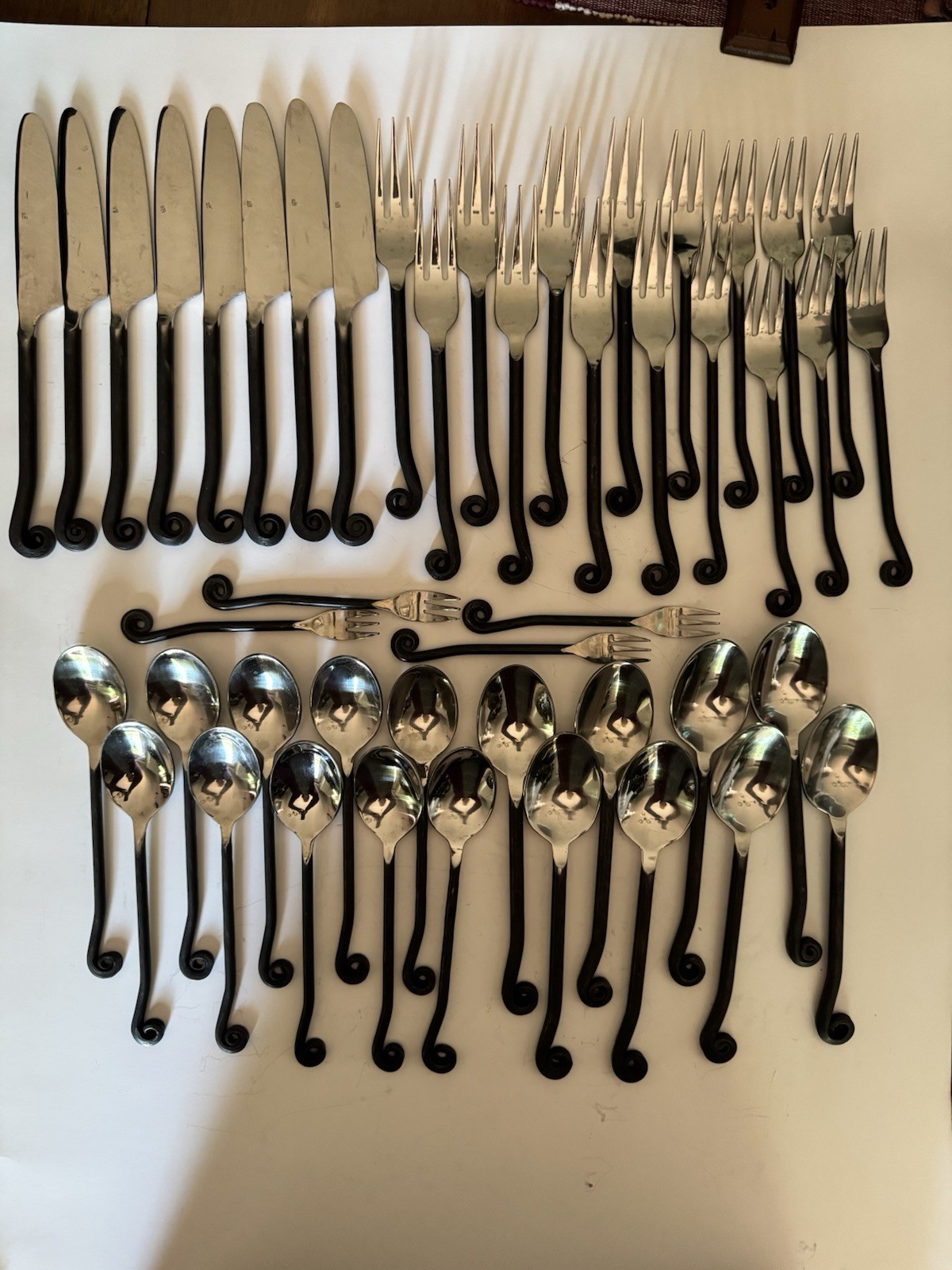 Gourmet Settings Scroll/Treble Clef Flatware 46 Pc Set – 8 Place Settings gallery