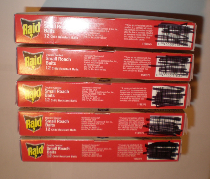 Raid Double Control Small Roach Baits 5 Boxes 12 in each = 60 Child Resistant gallery