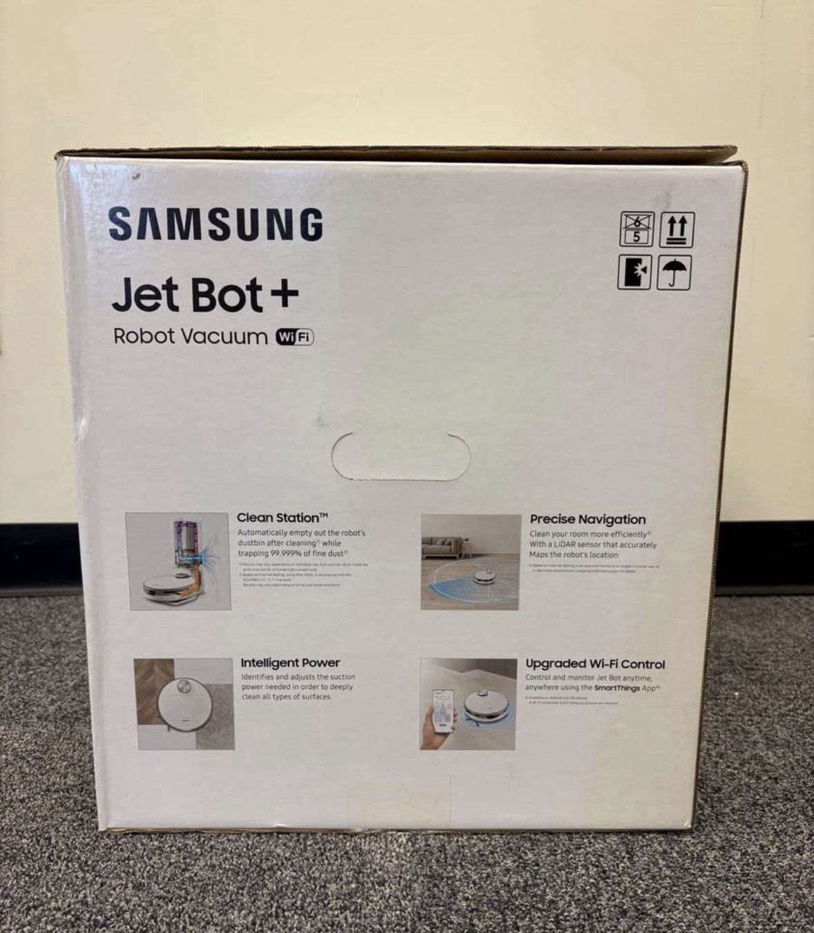 Samsung - Jet Bot+ Robot Vacuum Mop Combo with Clean Station - NEW gallery