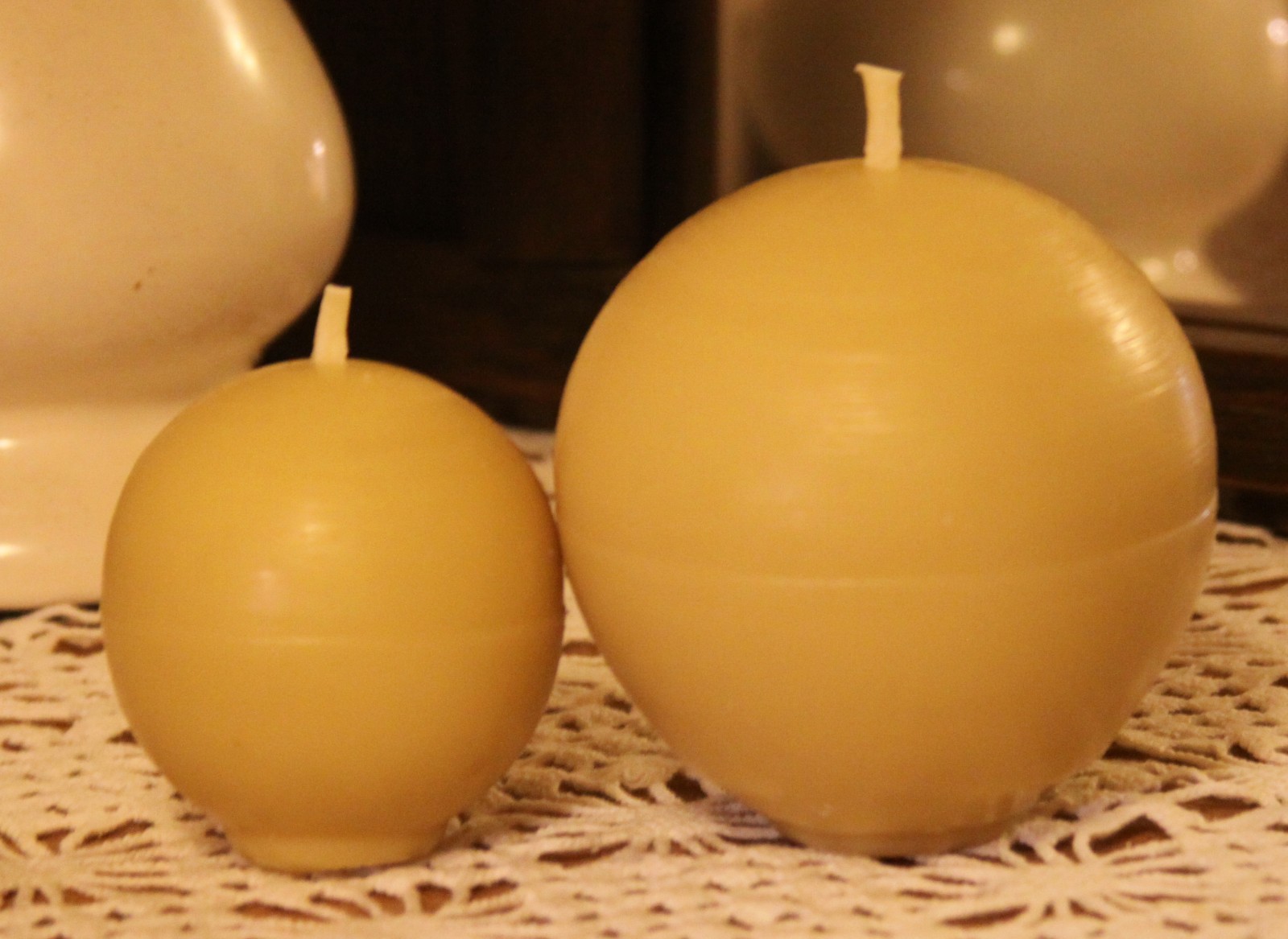 Handmade 100% Pure Beeswax Ball Round Shape Candles 100% Cotton Wick US made gallery