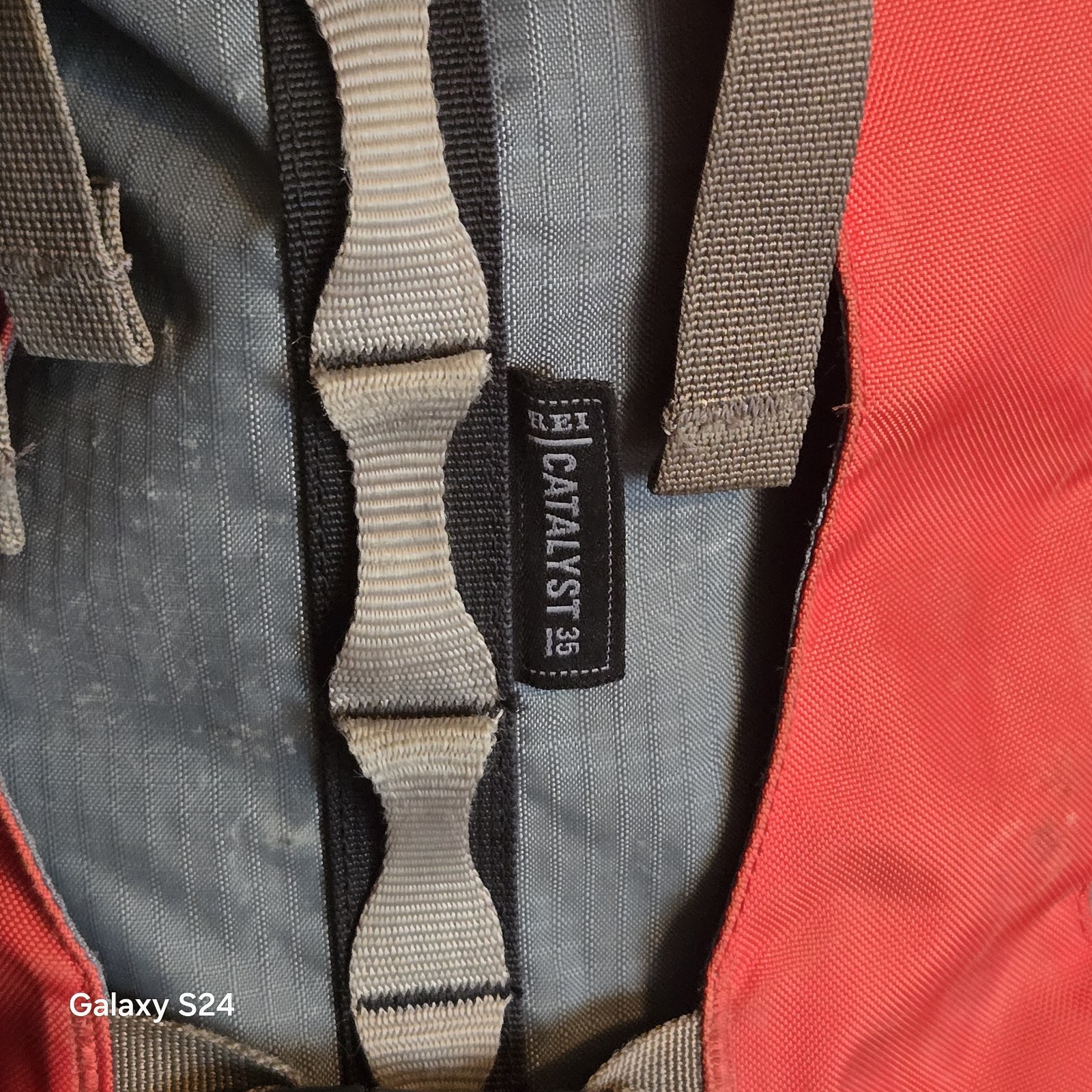 REI Co-Op Catalyst 35L Backpack Climbing Hiking 3