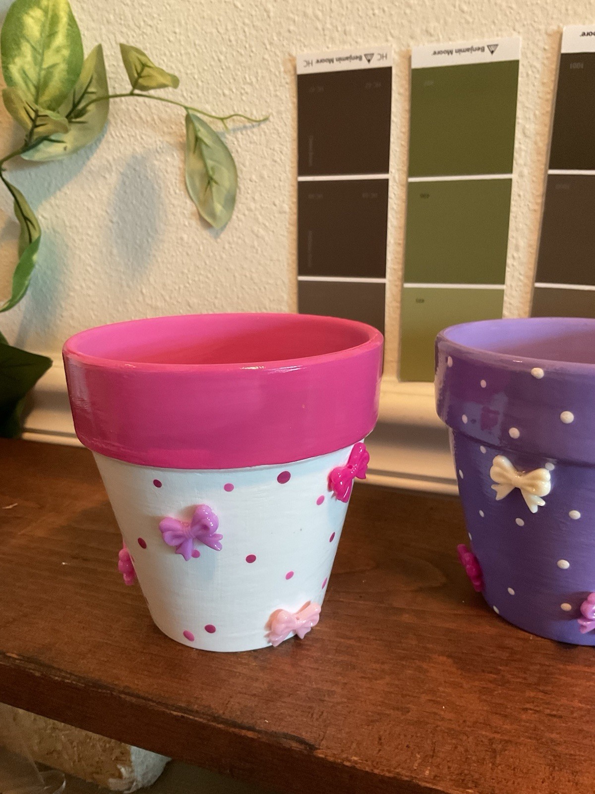 Hand Painted 3D Bow Design Clay Pot For Indoor Use Only 3” Gloss Glaze Sealer gallery