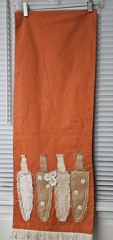 Pier 1 Easter Table Runner Orange Carrots Lined Cotton Linen Decorated Burlap gallery