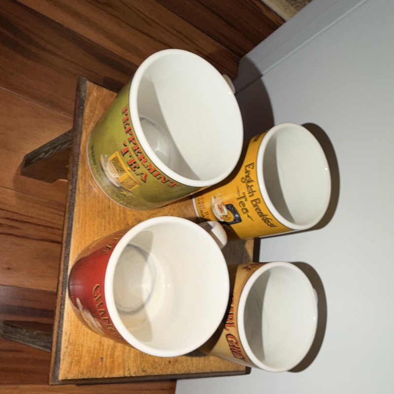 Vintage Oneida 4pc 8oz Ceramic Tea Theme Mugs Microwave Safe, no chips gallery